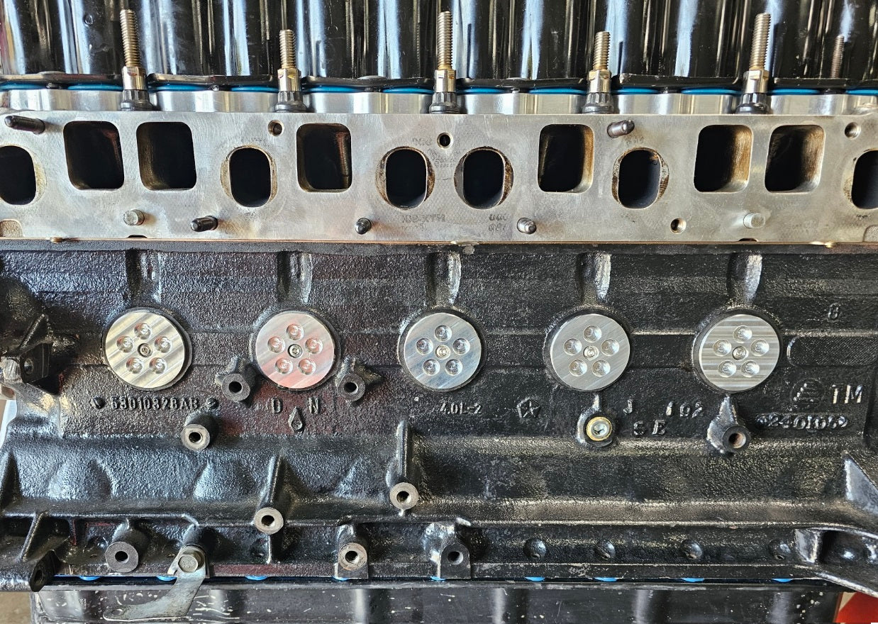 Jeep 4.0 Expansion Plug Block Left Side Set
