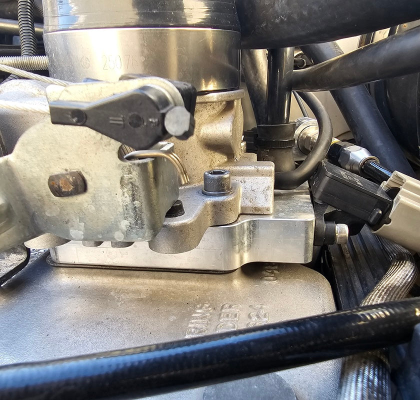 Jeep 4.0L Throttle Body Spacer With Ports and 2 Bar MAP Sensor Mount