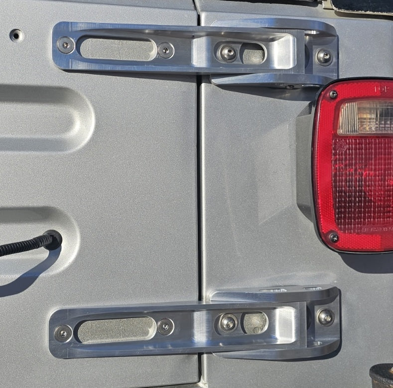 Jeep Wrangler TJ/LJ Billet Aluminum Tailgate Hinge Kit